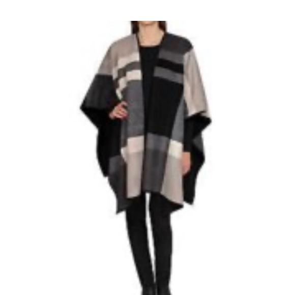 Fleece Shawl - Picture 2 of 4